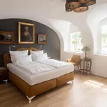 Schloss Colmdorf 4* بايروث