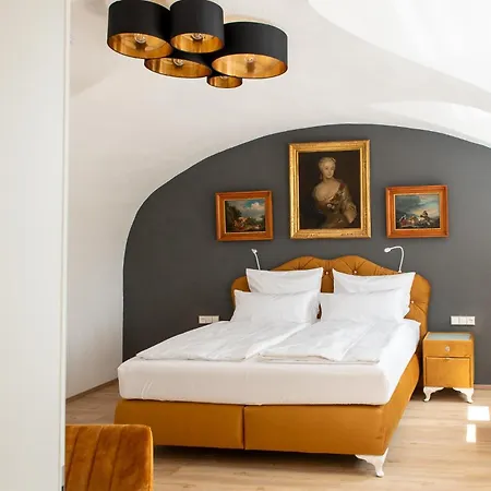 Schloss Colmdorf Hotel