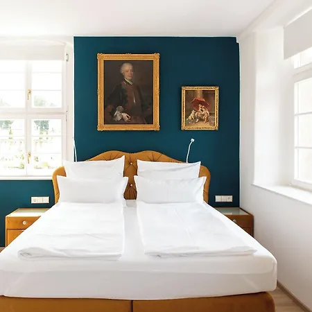 Otel Schloss Colmdorf 4*